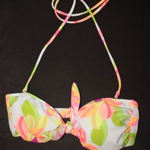NWOT Victoria’s Secret Swim bikini top